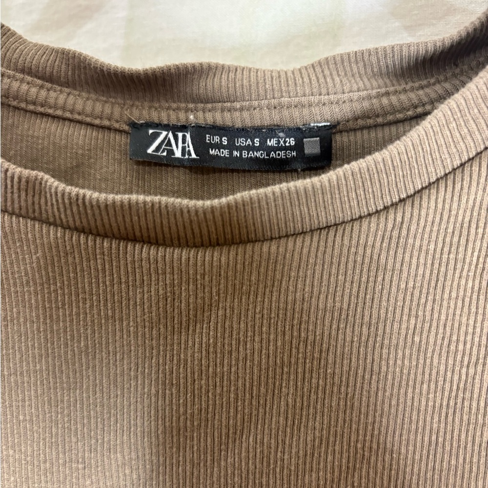 Woman’s Zara Ribbed Cap Sleeve Top 🌵Small - Picture 2 of 6